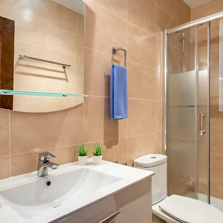 Apartment Giralda *