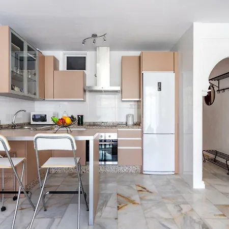 Giralda Apartment