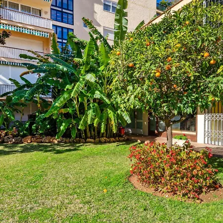 Apartment Giralda *